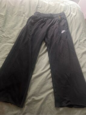 Nike Kids Black Wide-Leg Joggers with White Logo